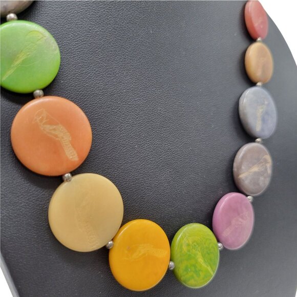 Leju Handmade Necklace Vegan Vegetable Ivory Engraved Bird 18" Earth-Tone Round - Picture 2 of 10